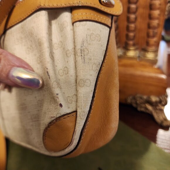 Gucci Cream GG Monogram Bag - Picture 2 of 15